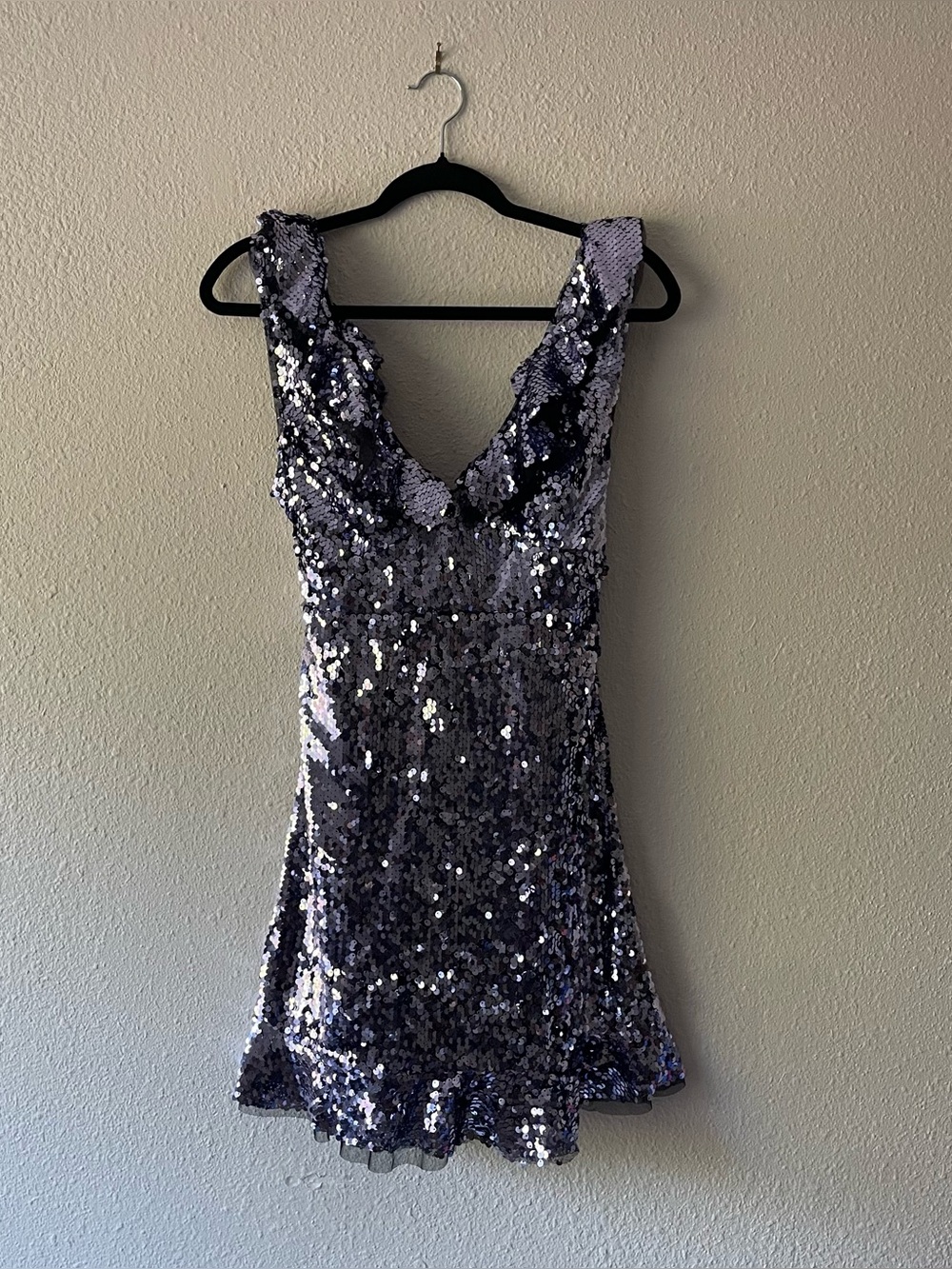 Free People Purple Sequin Mini Dress Ruffle Open Back Party Cocktail Size 2
